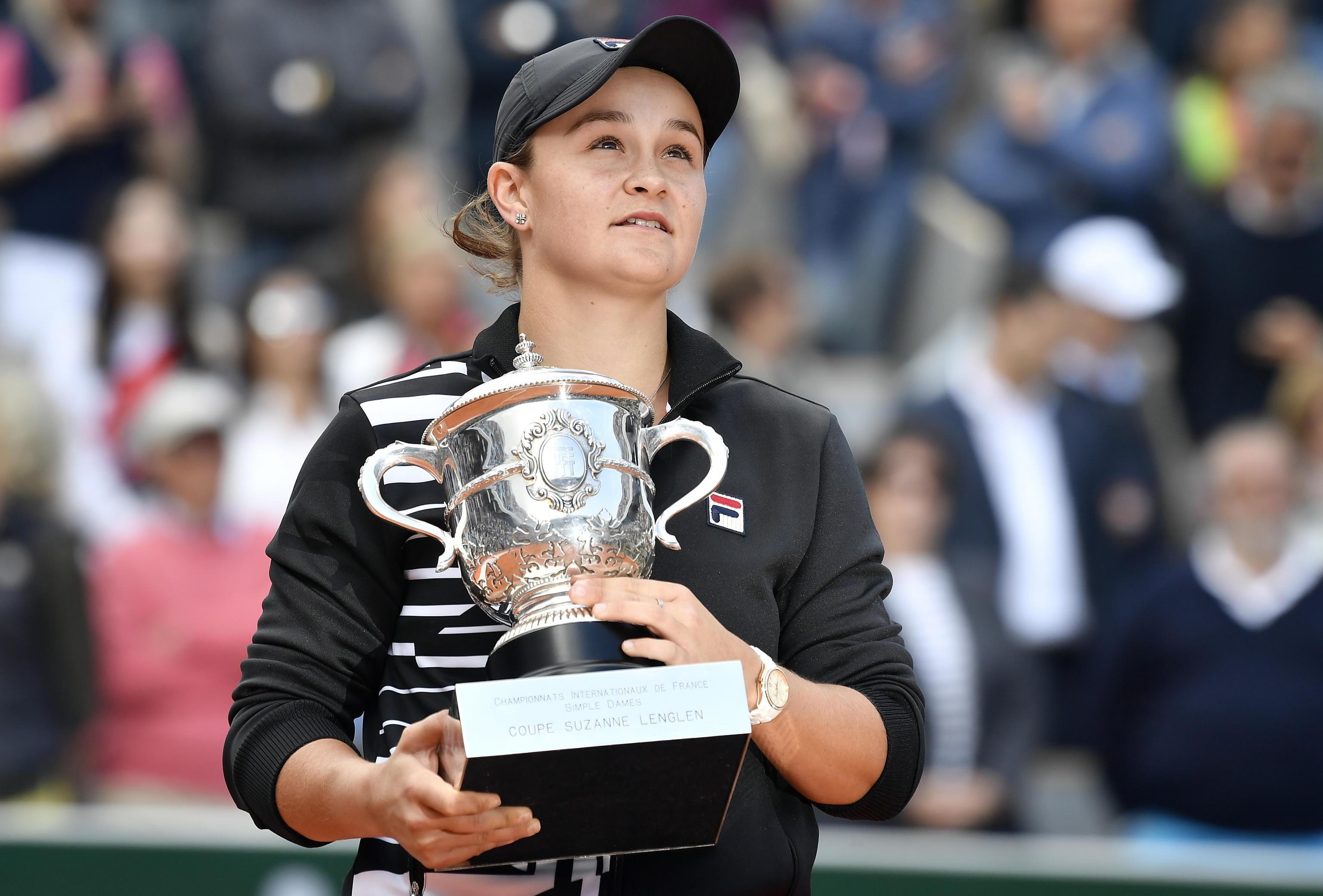 Ashleigh Barty ha annunciato il ritiro a 25 anni: è la numero uno del tennis femminile
