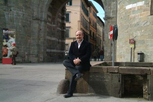 Gabriele Calabrese davanti a porta San Gervasio