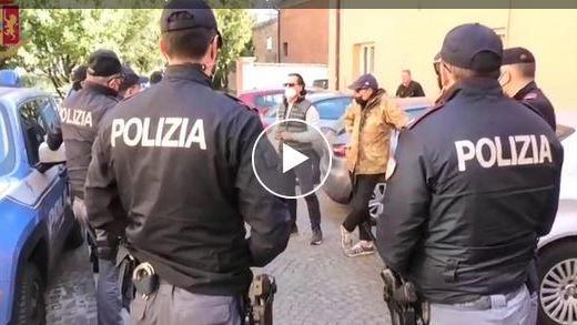 Sicurezza a Ferrara: l'intervento della polizia in zona Gad