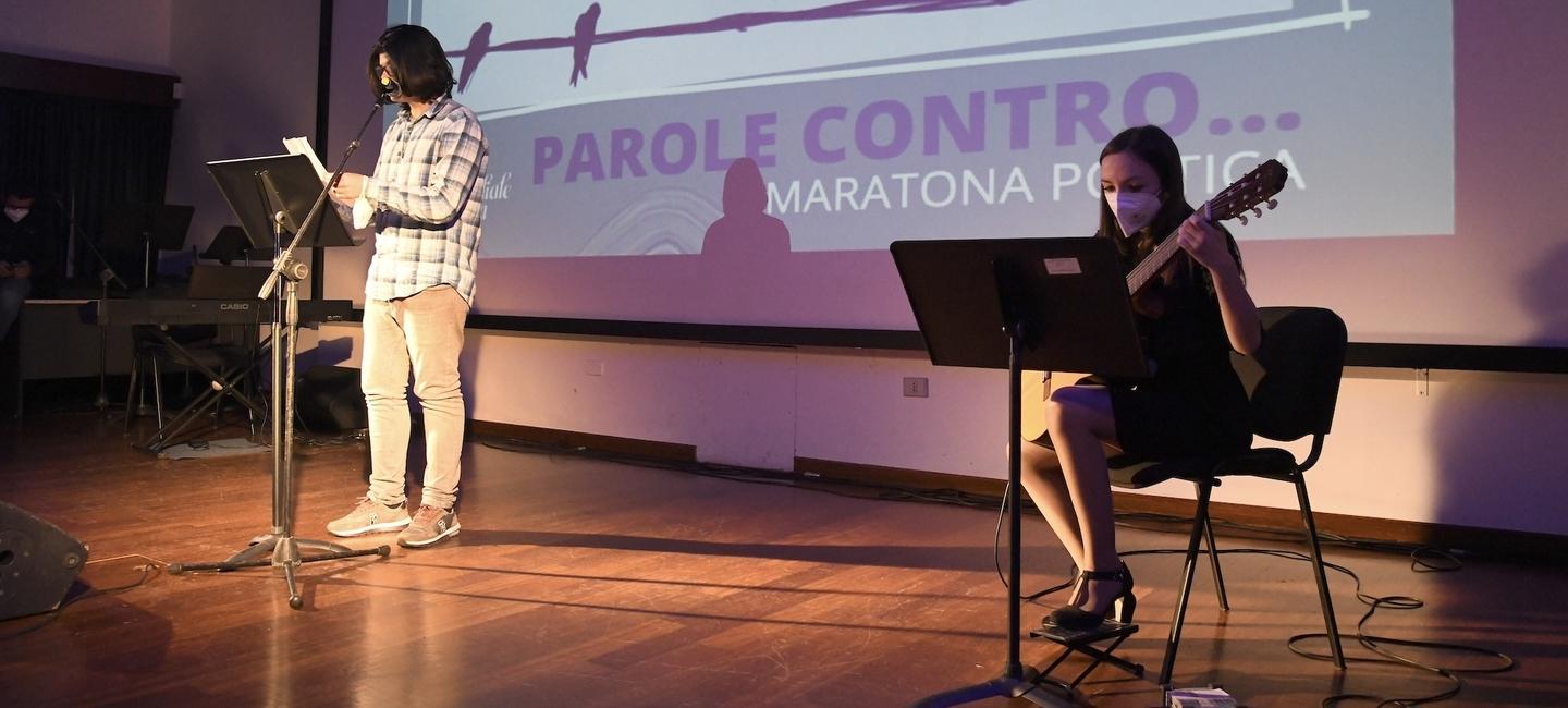 Nuoro, parole e musica soffiano forte contro tutte le guerre nel mondo 