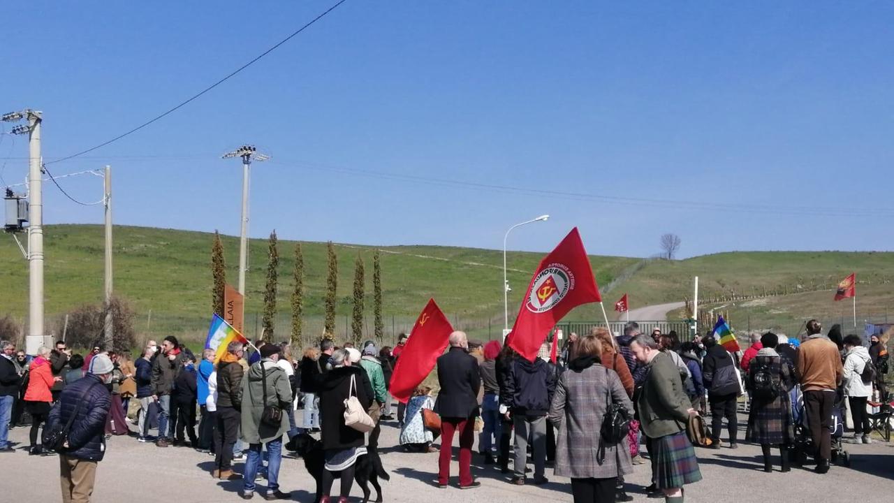 La manifestazione dello scorso 14 marzo davanti alla Grillaia