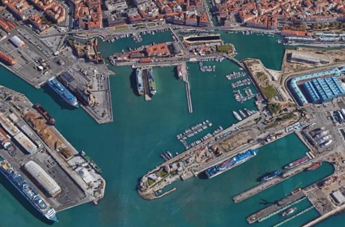 Il porto di Livorno è uno snodo strategico per il commercio della cocaina