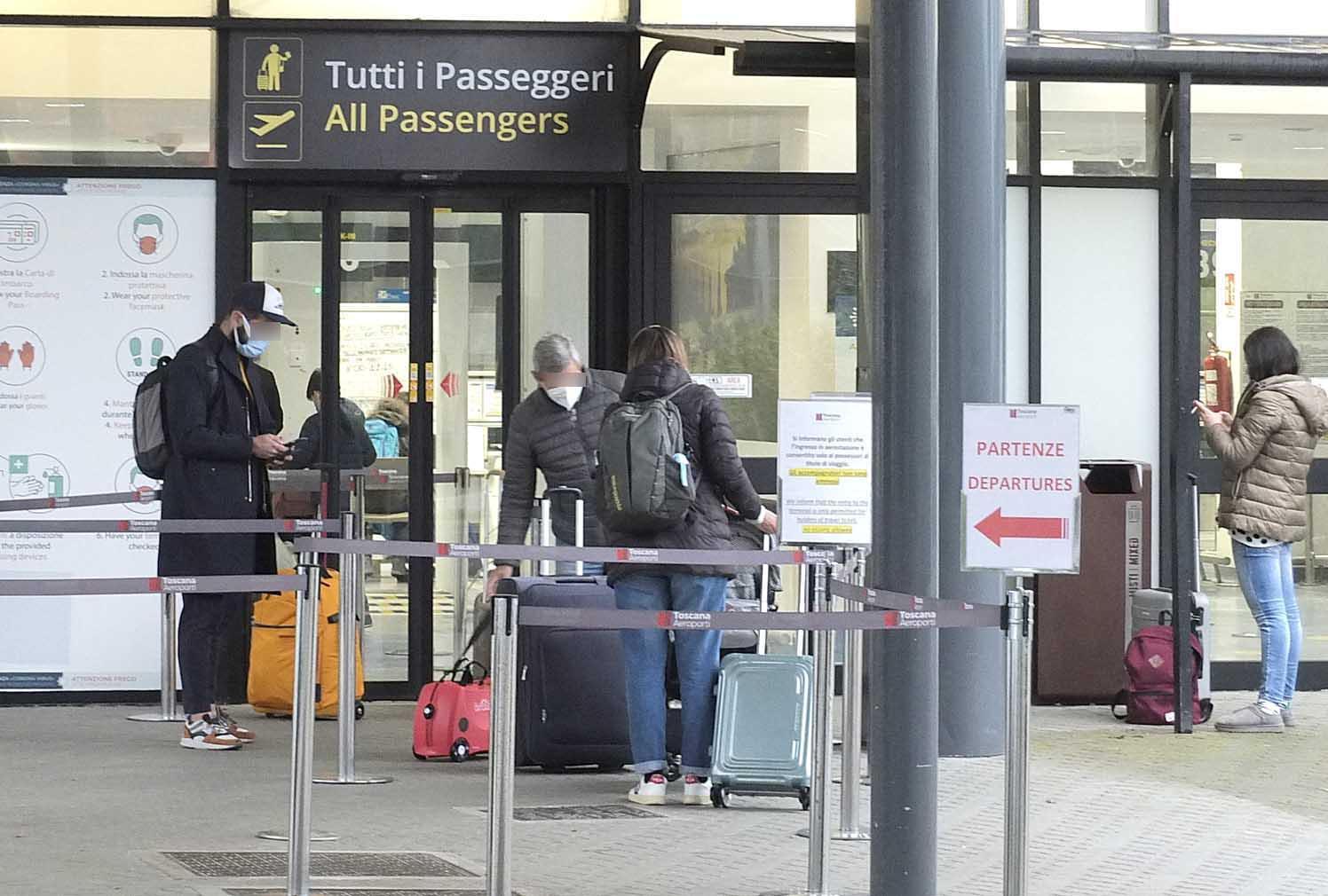 «Non ha versato i soldi della pubblcità all'aeroporto», ingiunzione di pagamento alla Fondazione Terre Medicee 