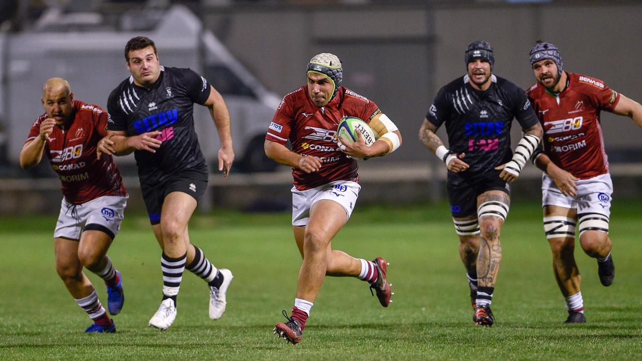 Un'azione di gioco del recupero fra Valorugby e Lyons Piacenza