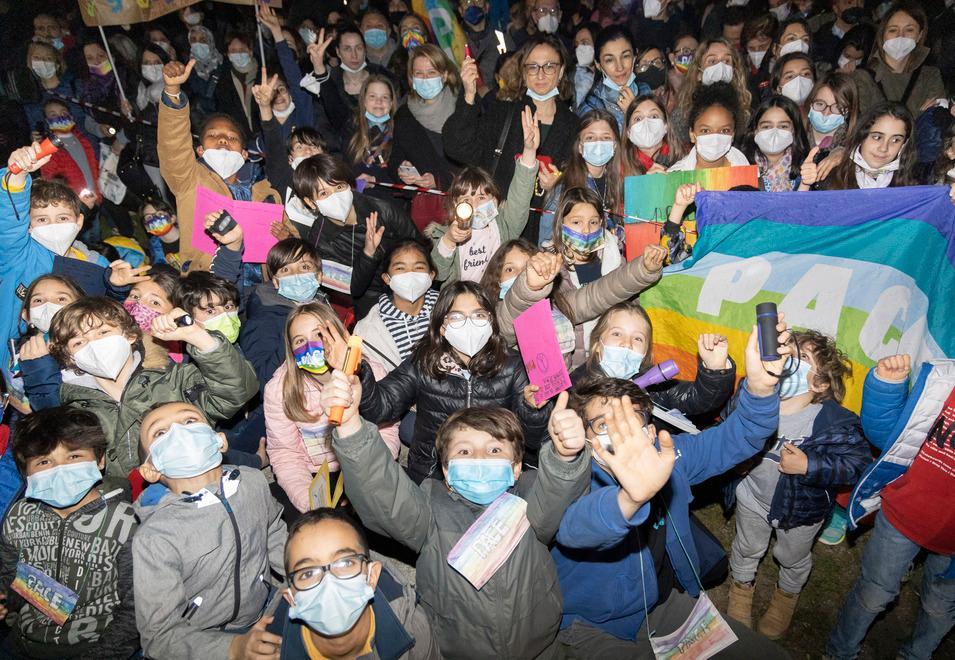 Modena. Duemila persone al parco Amendola per sfilare contro la guerra e la violenza 