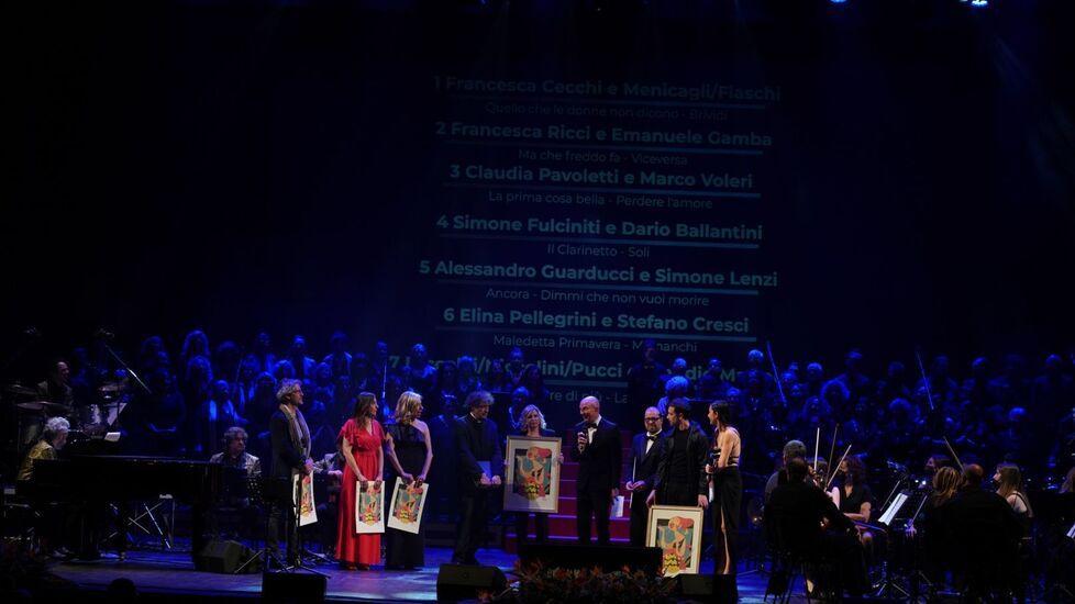 In mille alla notte magica del Goldoni per il Sanremo in salsa livornese. Ecco la classifica 