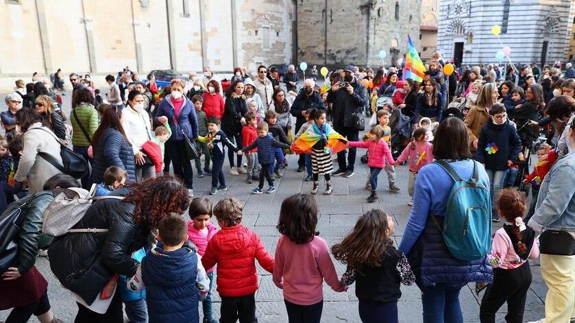 Una bella immagine della manifestazione dei bambini