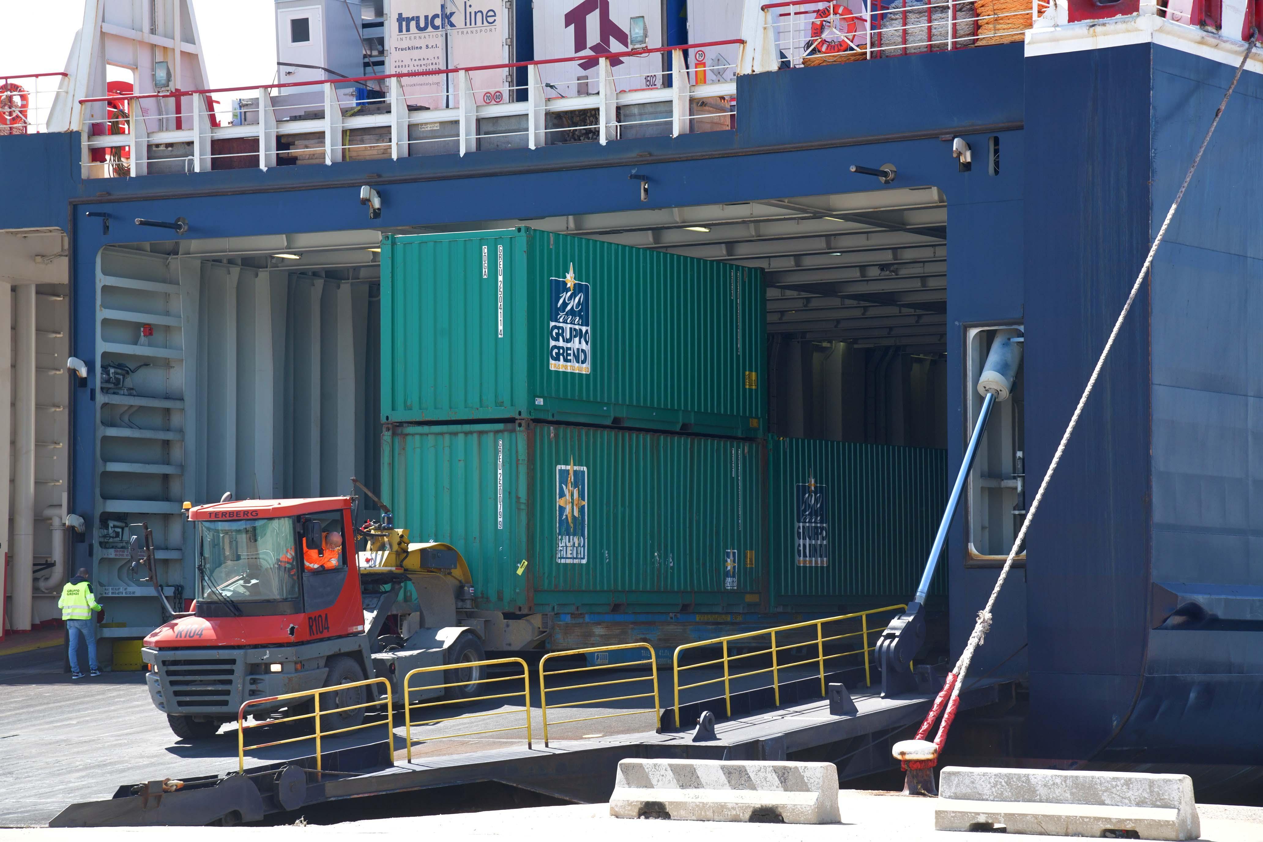 Caro trasporti, anche la Regione in campo per i ristori