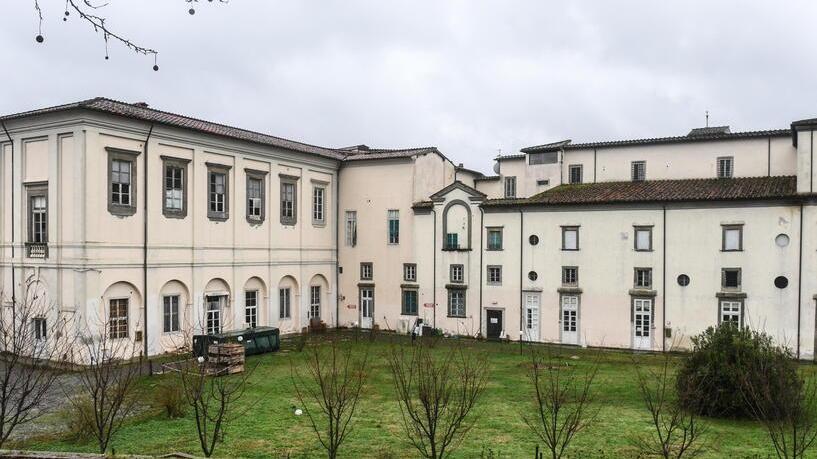 L’ostello alla Cavallerizza visto dalle Mura