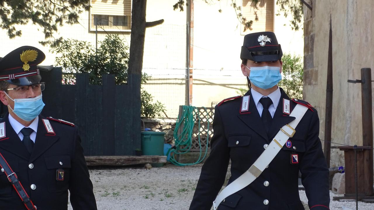 Quartu, maltrattamenti al padre: il giudice lo caccia da casa