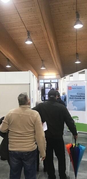 Chiudono tutti gli hub periferici: dal 4 aprile ci si vaccina a Villa Pizzetti 