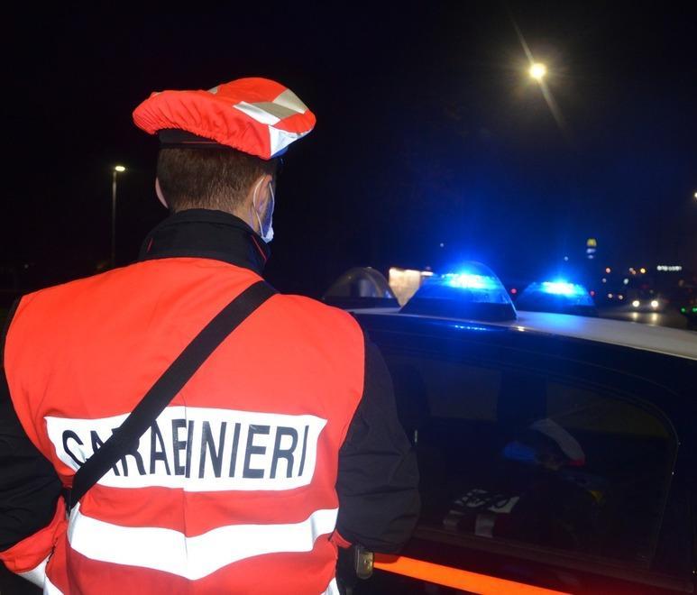Formigine, donna rifiuta di prostituirsi e l’ex compagno la picchia 