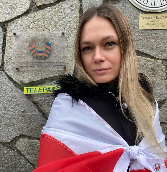 Licenziata per un post contro Lukashenko, poi in carcere per aver sostenuto l'opposizione: «È la Bielorussia» 