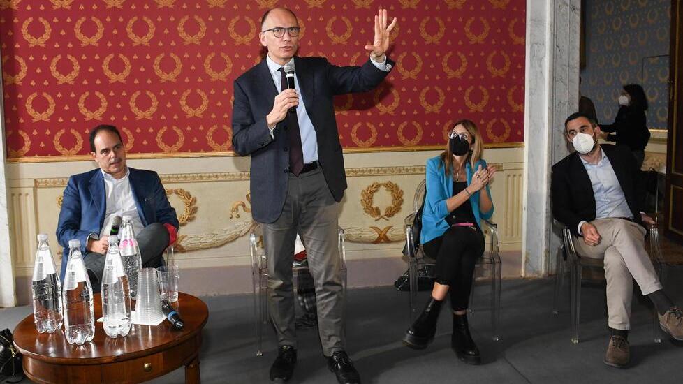 Letta ignora Del Ghingaro e loda Raspini: «Lo stimo e appoggio la sua candidatura»
