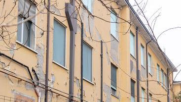 Sassuolo. «Ospedale abbandonato: a rischio la scuola»