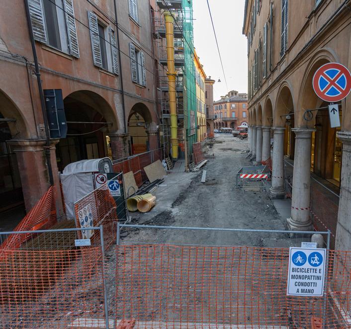 Modena. Aumento costi dell’edilizia Muzzarelli scrive a Draghi: «Saltano i lavori pubblici» 