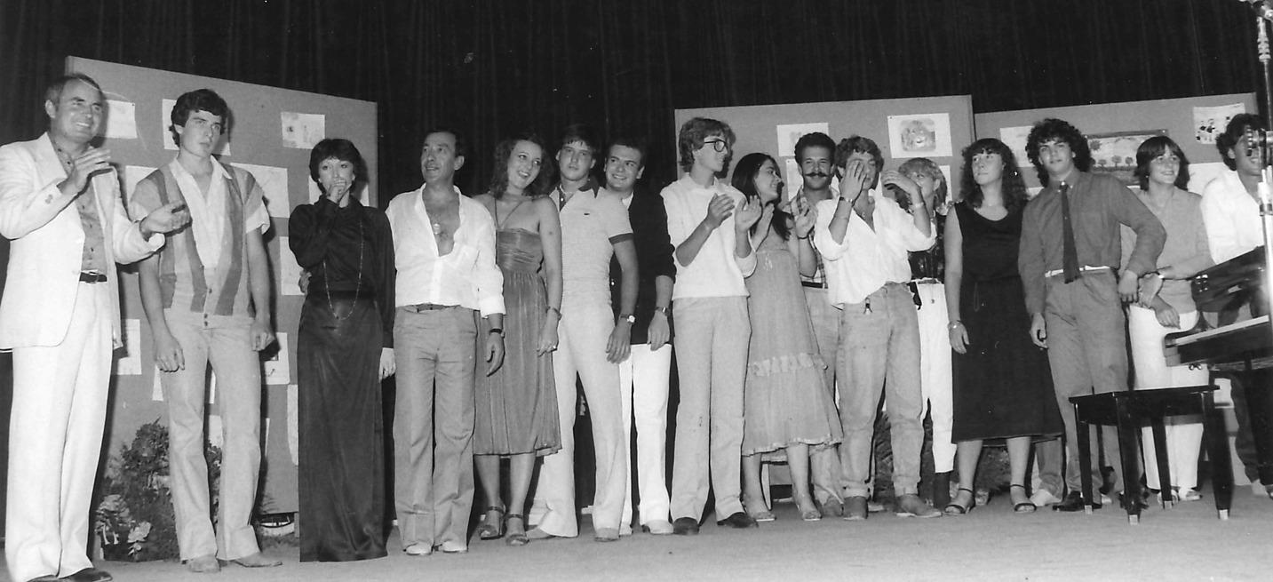 Manifestazione estiva di Costa etrusca, sul palco del circolino anche Ruffo Anselmi, alla fine degli anni Settanta