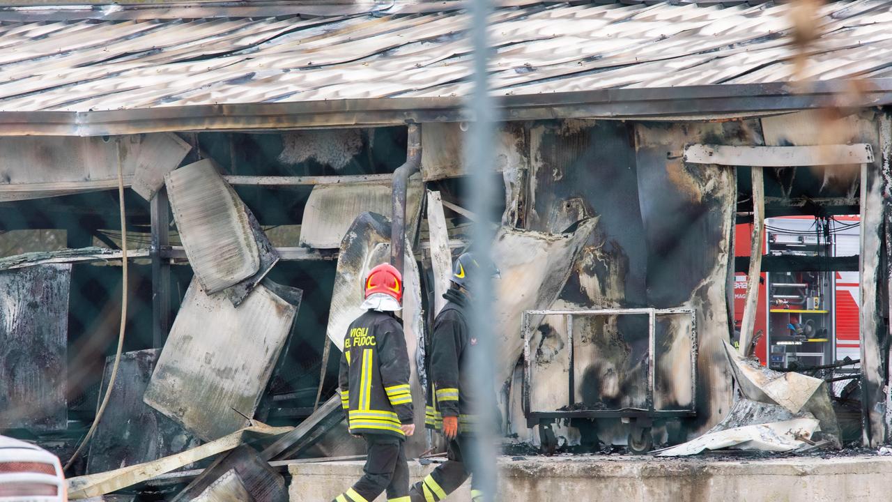 Santa Maria Codifiume. Allevamento a fuoco, migliaia di conigli morti