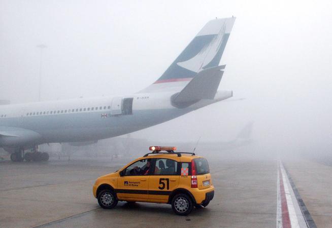 L'aeroporto di Pisa si attrezza contro la nebbia e i disagi: un maxi appalto da 50 milioni di euro
