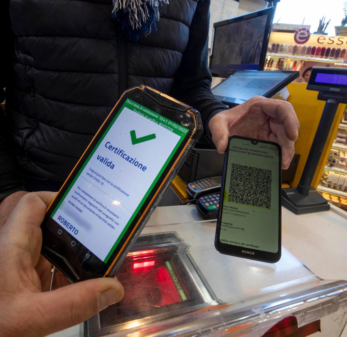 Coronavirus, stato di emergenza addio: passo verso la normalità 