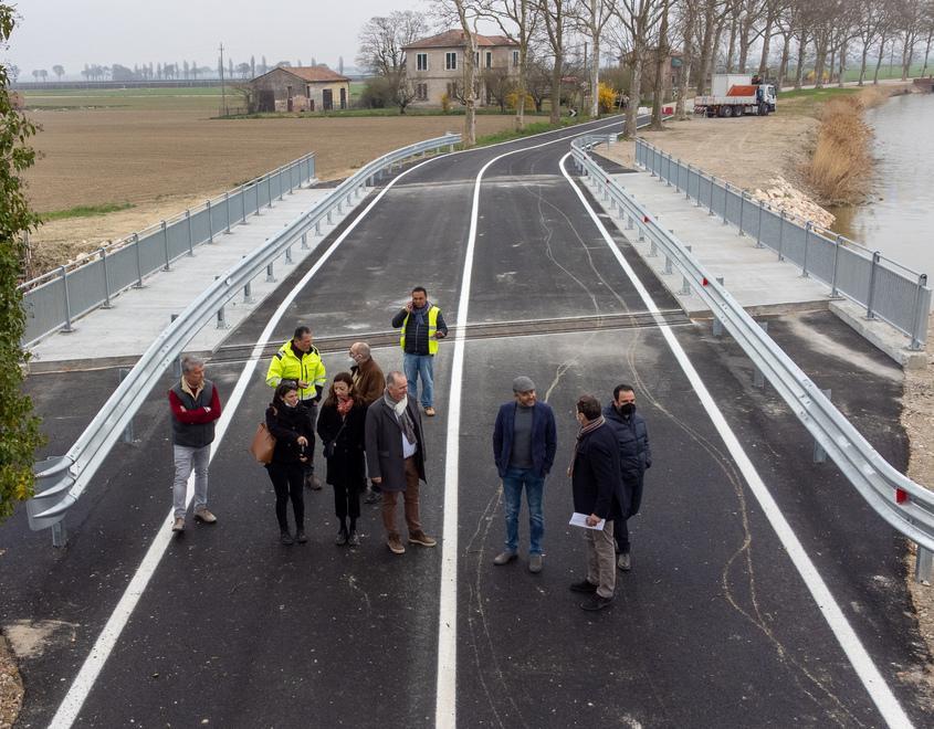 Il ponte Fossa dei Masi è stato riaperto, la gioia dei pendolari 