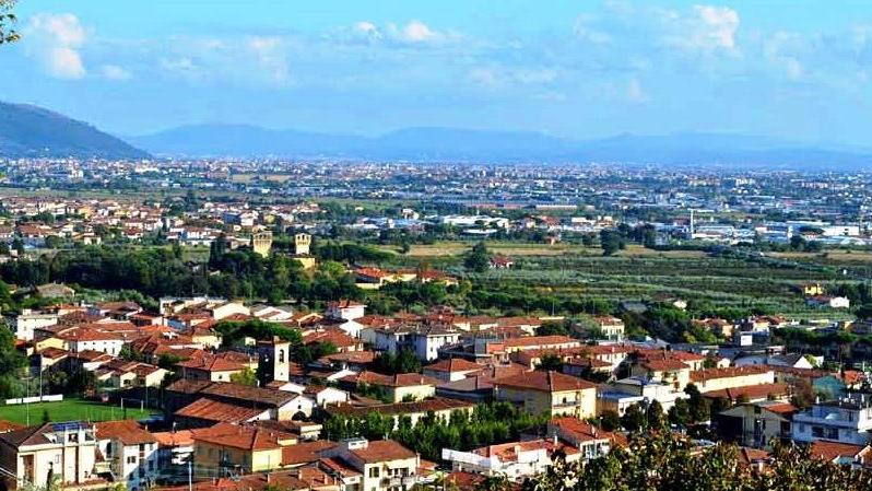 I valori delle case crollano in centro ma si rivalutano nella Piana pistoiese: i dati