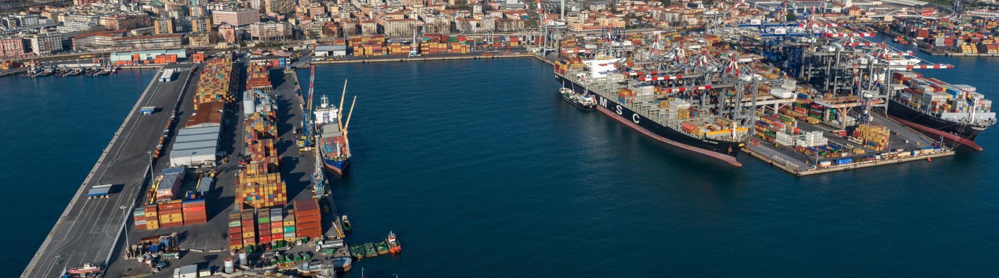 Il porto de La Spezia