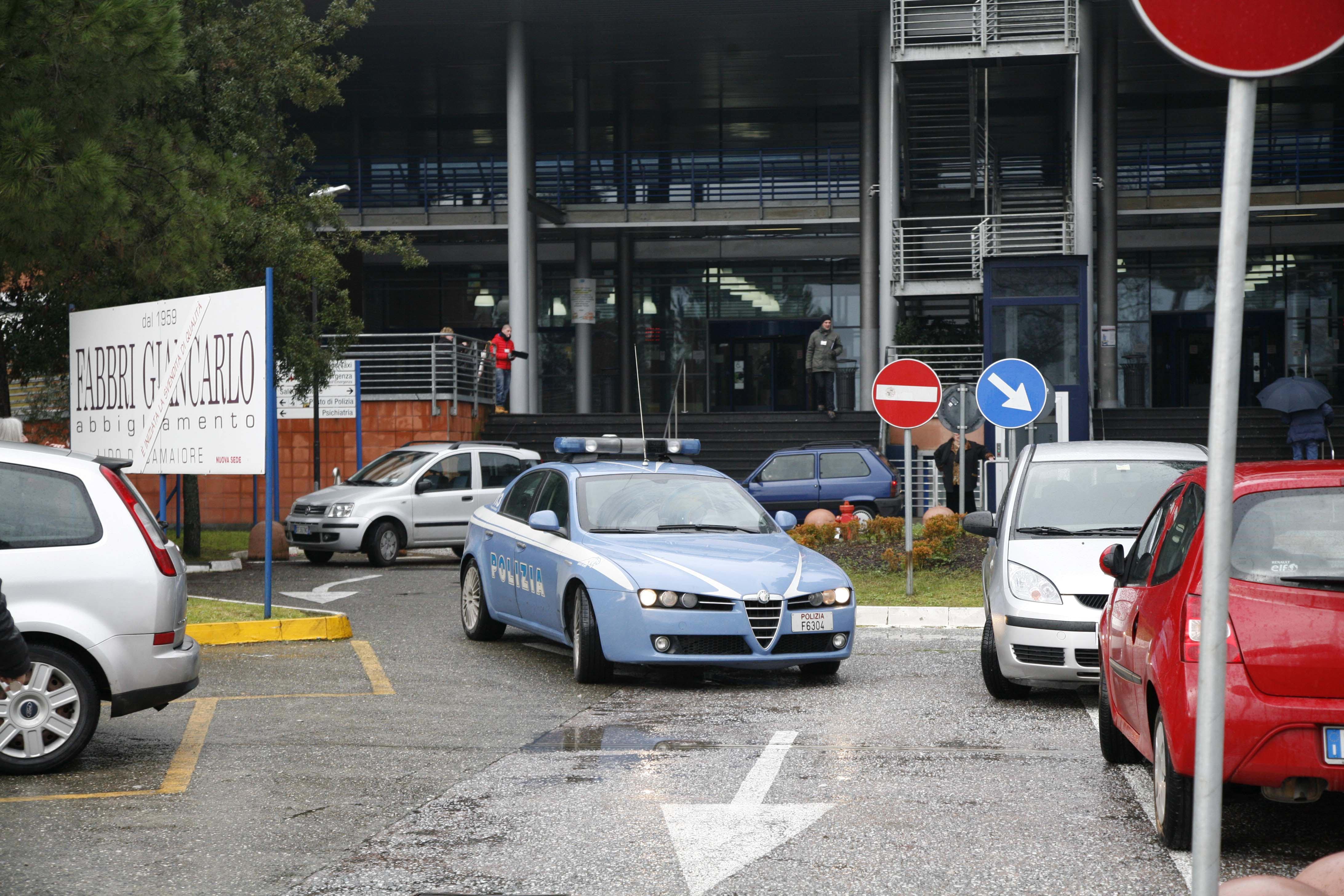 Funerali pilotati in Versilia, due le imprese funebri sotto inchiesta. Indagata anche un’infermiera dell'ospedale 