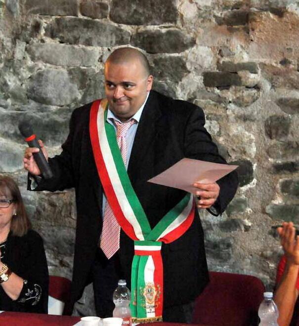 il sindaco di Villafranca Filippo Bellesi