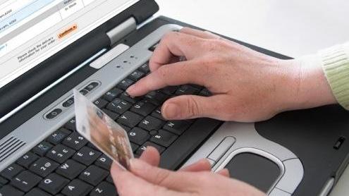 Sms “svuota conti”, clienti truffati in Maremma e le banche stanno rimborsando