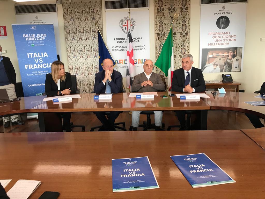 Garbin, Binaghi, Chessa e Conoci durante la presentazione di Italia-Francia a Cagliari