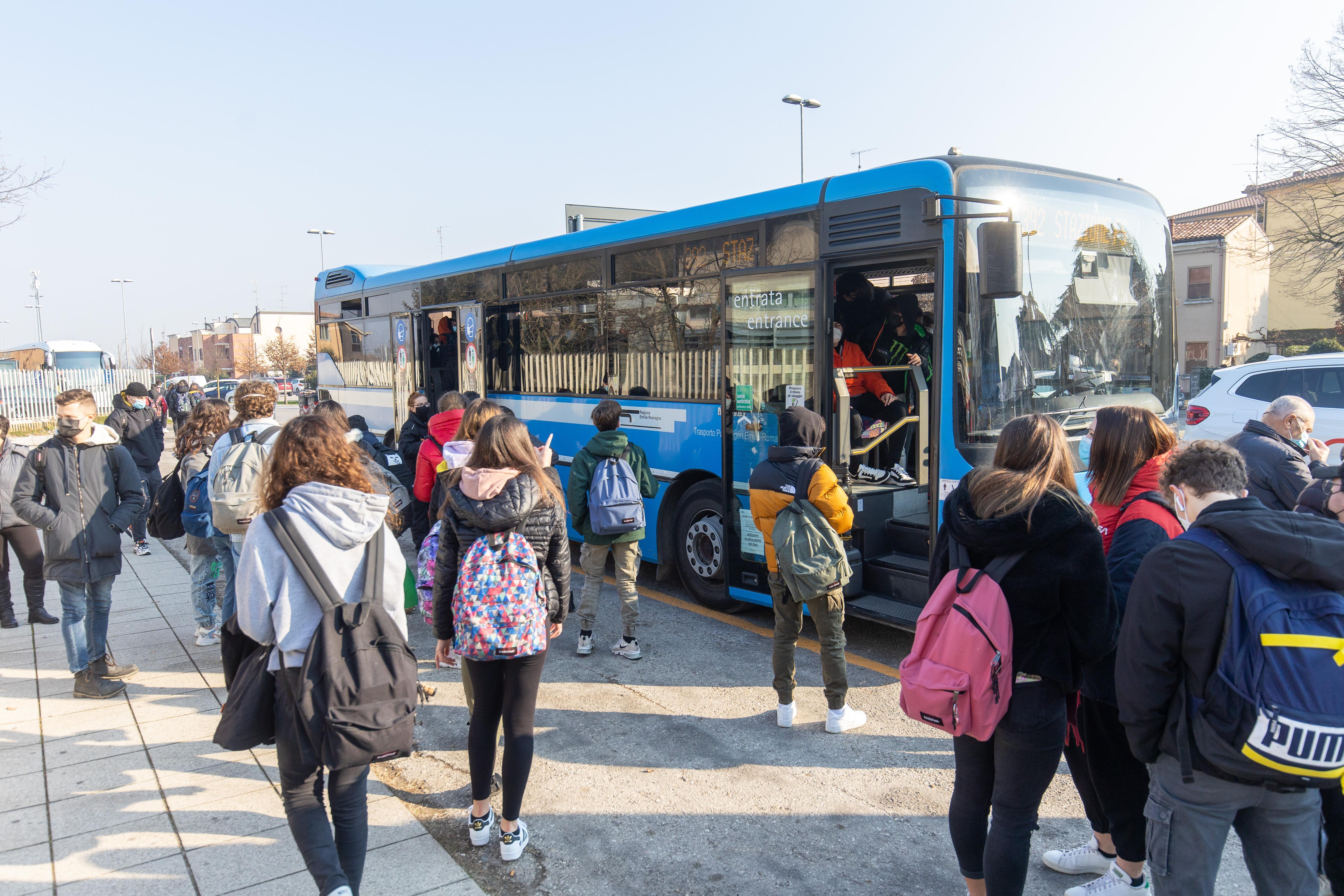 Ferrara. «Ha avuto il Covid, mia figlia rischia l’anno» 