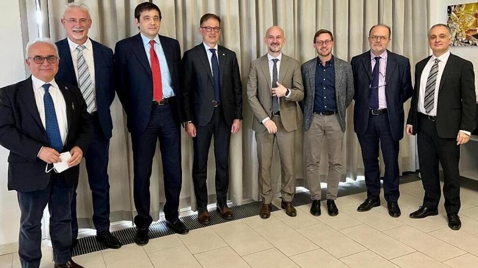 Ferrara. Fertilizzanti dai rifiuti: «Meglio di quelli chimici»