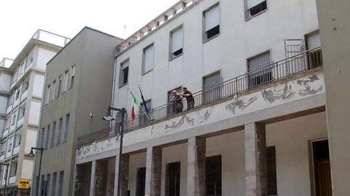 Il consiglio comunale dice no all’unanimità alla chiusura del tribunale