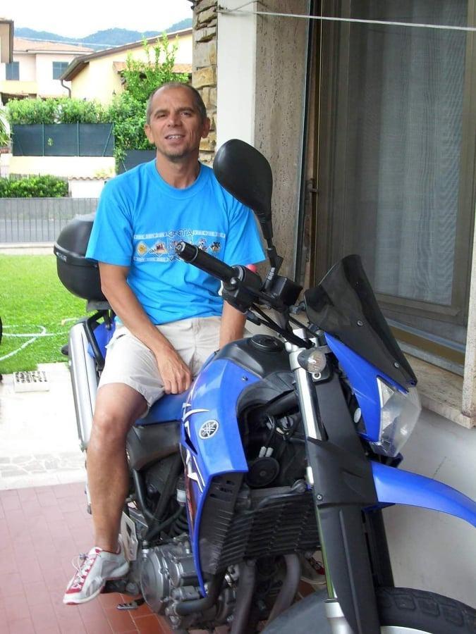Massarosa piange Paolino, l'elettricista della nautica scomparso a 56 anni: «Addio amico di tutti noi» 