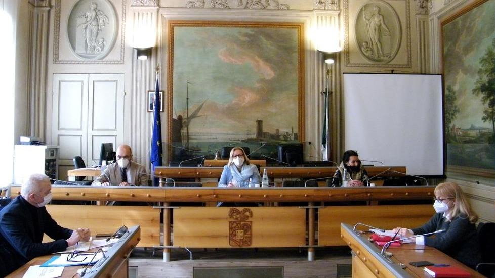 Il summit a Reggio Emilia: «Serve un osservatorio per la scuola-lavoro»