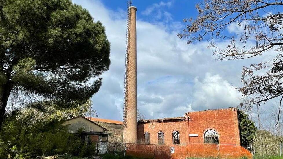 All’ex centrale dell’Ilva potrebbe tornare la mitica Radio Diffusione Follonica