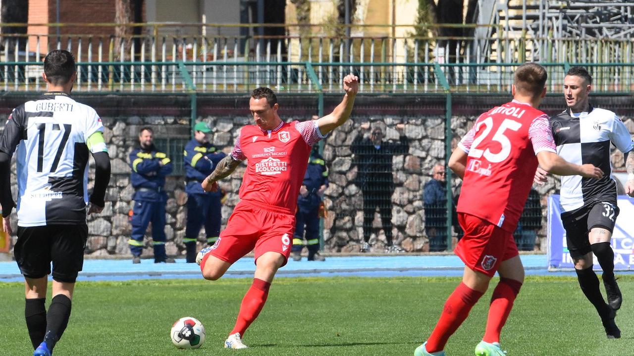 Un'azione di Gorelli (foto Agenzia Bf)