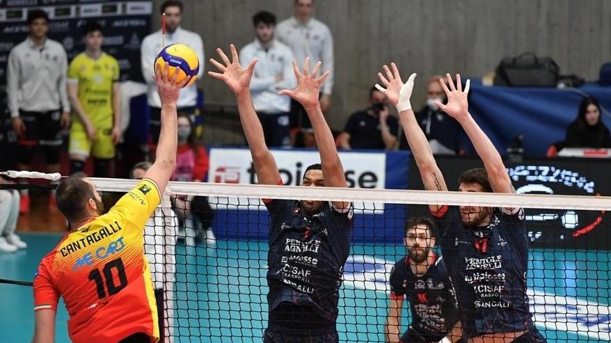 La Conad Tricolore lascia al Bergamo la “prova generale” della Supercoppa