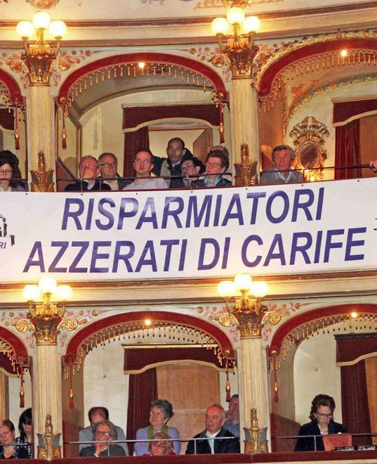 Rimborsi Carife, si chiuderà il 31 luglio: proteste per i rigetti 