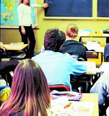 Scuola, 900 bocciati del “concorsone” faranno i supplenti nelle cattedre vuote 