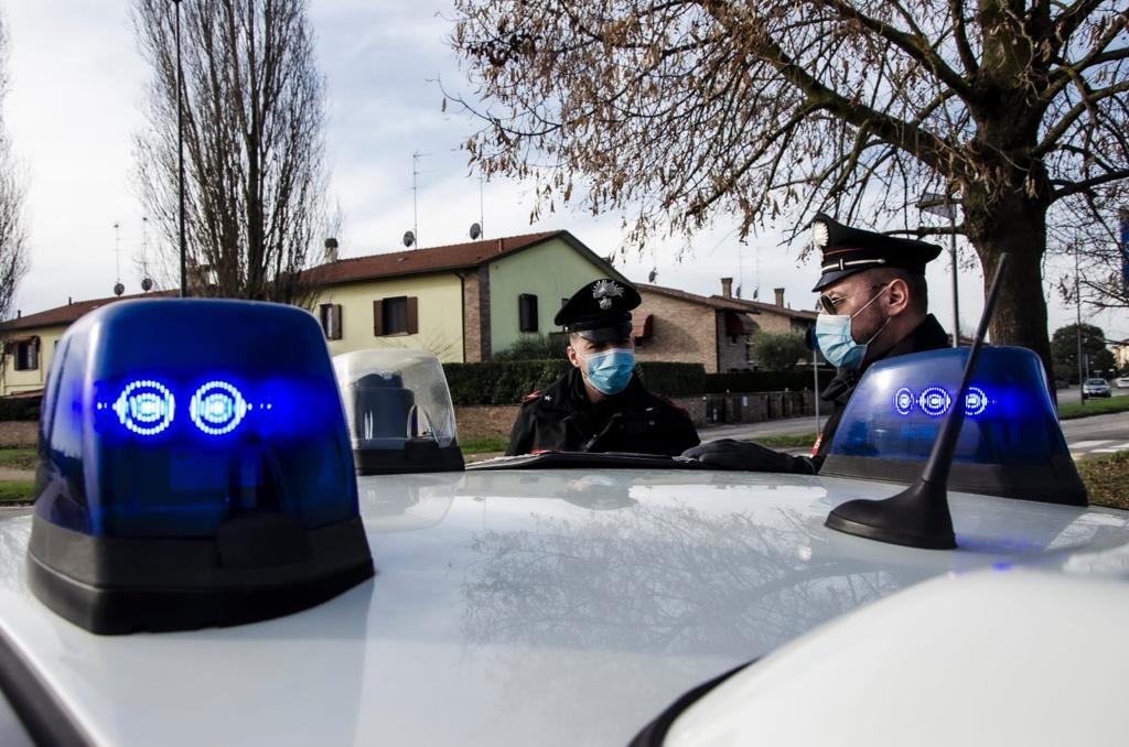 Copparo, minaccia il convivente con un coltello: arrestata dai carabinieri