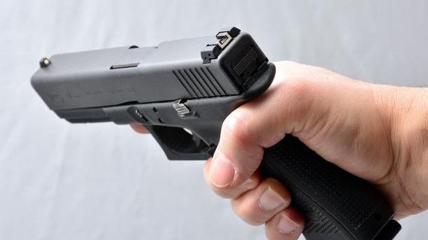 Parla il professore minacciato con una pistola dallo studente a Sesto Fiorentino (Foto di repertorio)