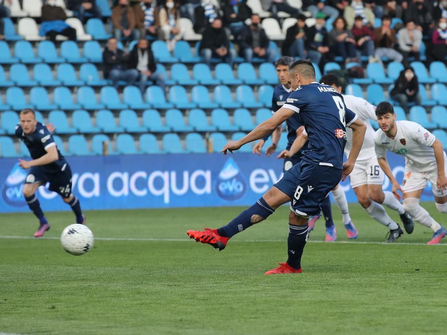Venturato deve tirare le orecchie alla Spal: «Non abbiamo fatto bene, su le maniche» 