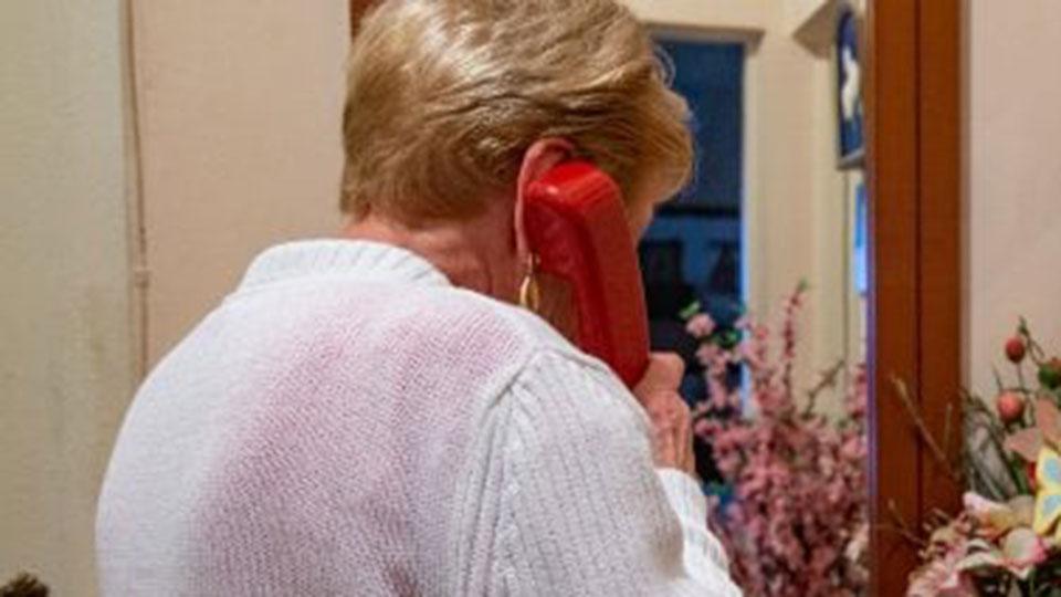 Il tentativo di truffa è avvenuto per telefono