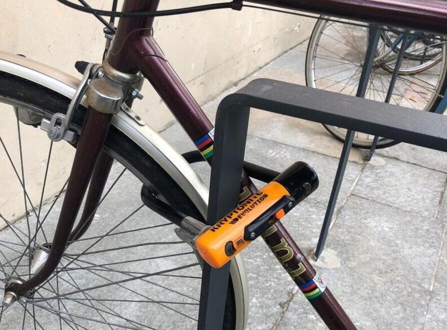 Nuove rastrelliere per bici installate in tutta Reggio