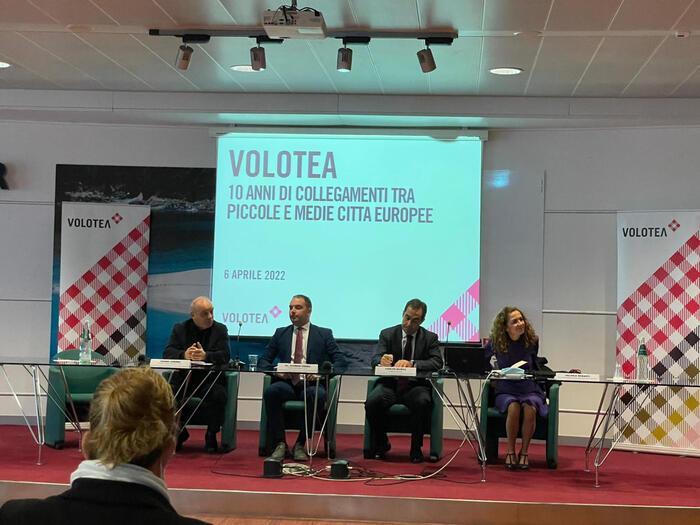 Volotea divide i voli su Cagliari e Olbia al 50 per cento con Ita