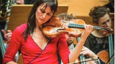 Modena. Mullova, la regina del violino «Le mie note sognando la pace»