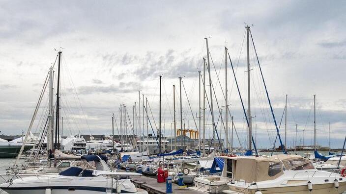l Porto di Viareggio, l’approdo della Madonnina dove trovano spazio imbarcazioni di piccole e medie dimensioni (foto Paglianti)