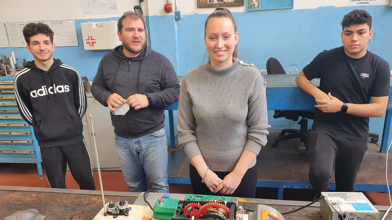 Piccoli Archimede crescono a Seravezza: ecco il marchingegno per creare gli oggetti in 3D